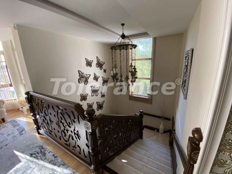 Вилла или дом в Дошемеалты, Анталия с бассейном: купить недвижимость в Турции - 44342