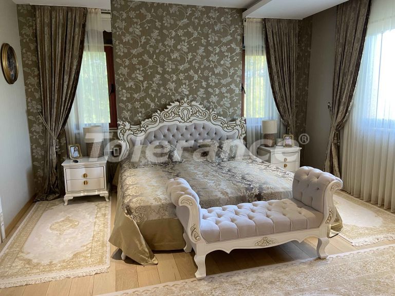 Вилла или дом в Дошемеалты, Анталия с бассейном: купить недвижимость в Турции - 44360