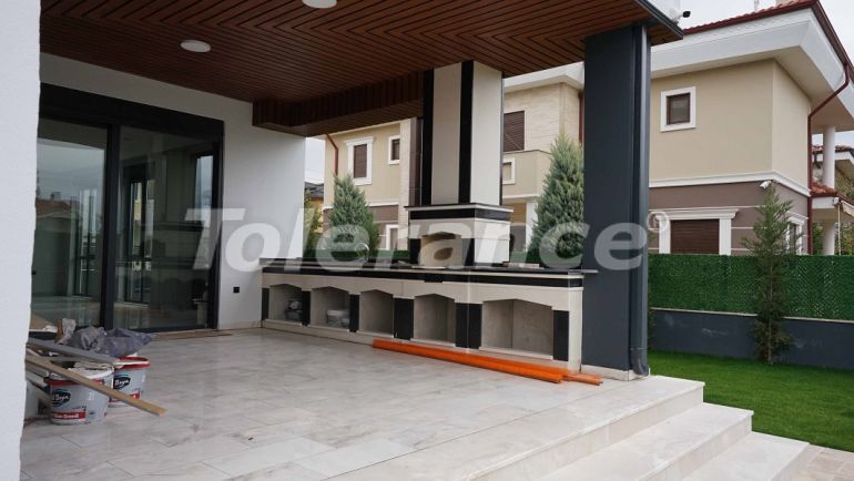 Вилла или дом от застройщика в Дошемеалты, Анталия с бассейном: купить недвижимость в Турции - 51491