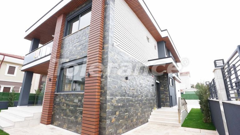 Вилла или дом от застройщика в Дошемеалты, Анталия с бассейном: купить недвижимость в Турции - 51493