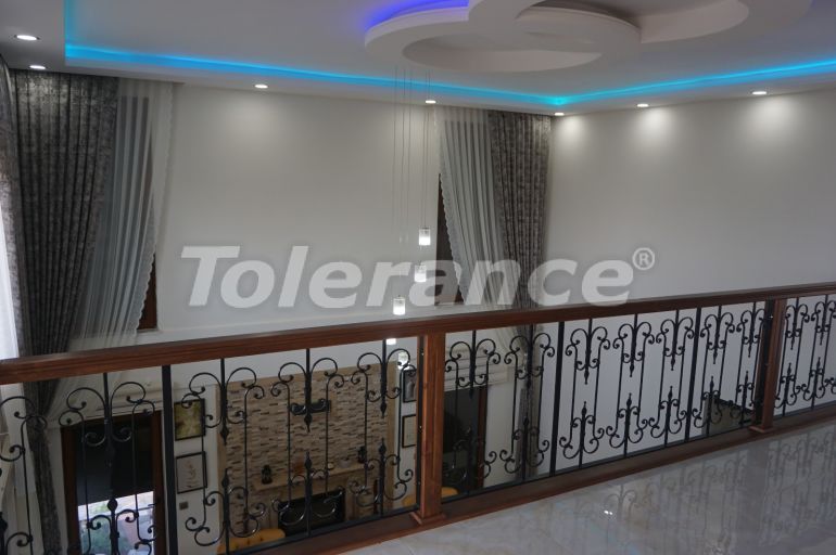 Вилла или дом в Дошемеалты, Анталия с бассейном: купить недвижимость в Турции - 51815