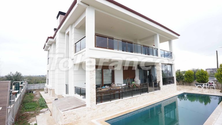 Вилла или дом в Дошемеалты, Анталия с бассейном: купить недвижимость в Турции - 51818