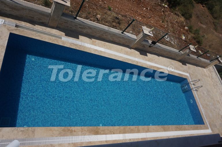 Вилла или дом в Дошемеалты, Анталия с бассейном: купить недвижимость в Турции - 51837