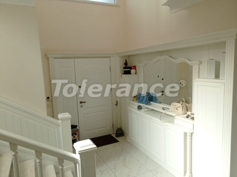 Вилла или дом в Дошемеалты, Анталия с бассейном: купить недвижимость в Турции - 56434