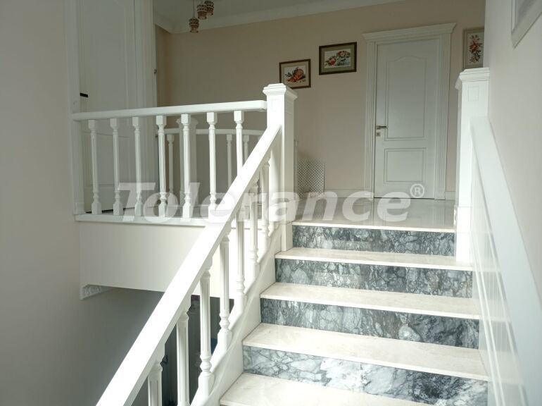 Вилла или дом в Дошемеалты, Анталия с бассейном: купить недвижимость в Турции - 56447