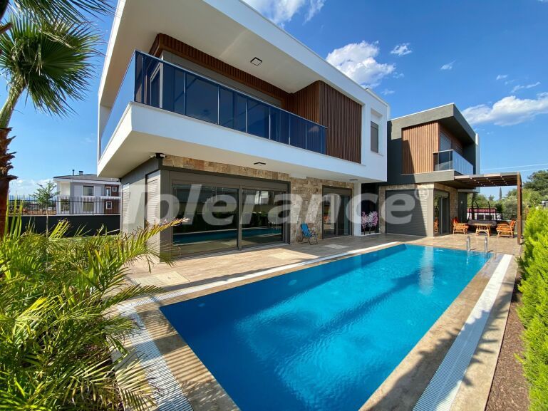 Вилла или дом от застройщика в Дошемеалты, Анталия с бассейном: купить недвижимость в Турции - 57593