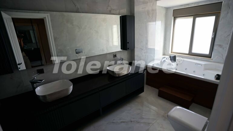 Вилла или дом от застройщика в Дошемеалты, Анталия с бассейном: купить недвижимость в Турции - 57620