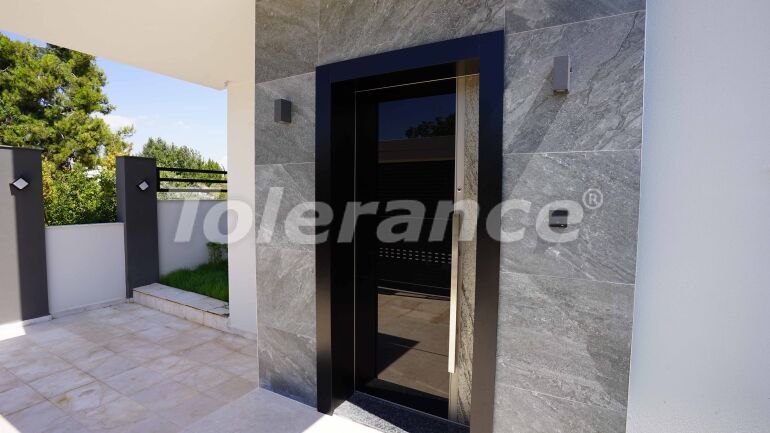 Вилла или дом в Дошемеалты, Анталия с бассейном: купить недвижимость в Турции - 57788