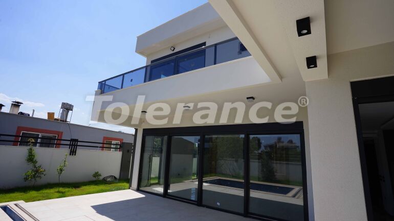 Вилла или дом в Дошемеалты, Анталия с бассейном: купить недвижимость в Турции - 57791