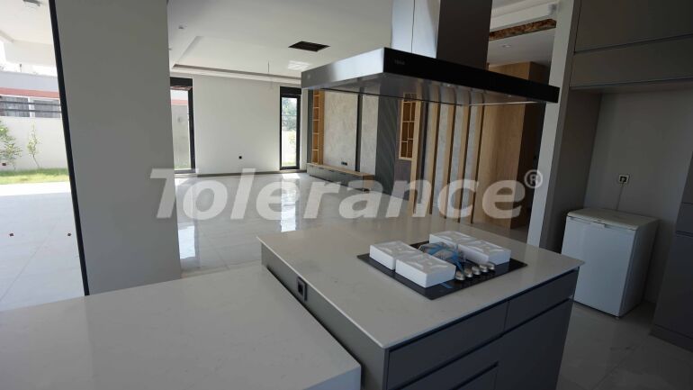 Вилла или дом в Дошемеалты, Анталия с бассейном: купить недвижимость в Турции - 57795