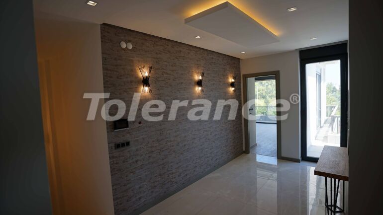 Вилла или дом в Дошемеалты, Анталия с бассейном: купить недвижимость в Турции - 57810