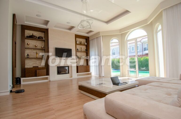 Вилла или дом в Дошемеалты, Анталия с бассейном: купить недвижимость в Турции - 58884