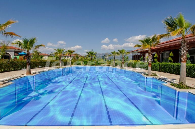 Вилла или дом в Дошемеалты, Анталия с бассейном: купить недвижимость в Турции - 58911