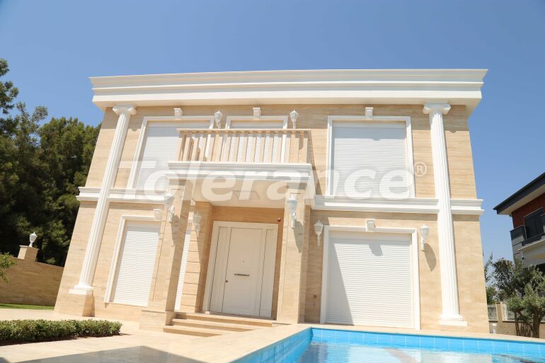 Вилла или дом в Дошемеалты, Анталия с бассейном: купить недвижимость в Турции - 58962