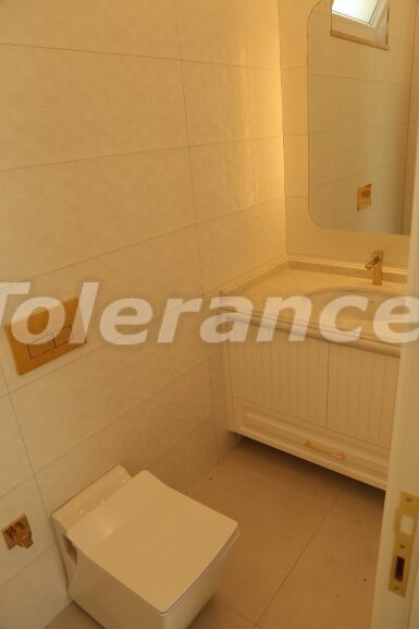 Вилла или дом в Дошемеалты, Анталия с бассейном: купить недвижимость в Турции - 59002