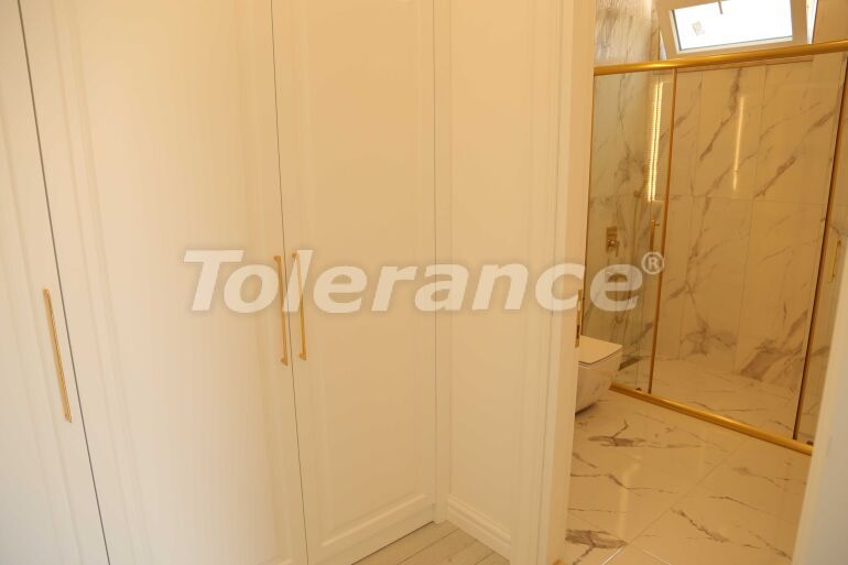 Вилла или дом в Дошемеалты, Анталия с бассейном: купить недвижимость в Турции - 59013