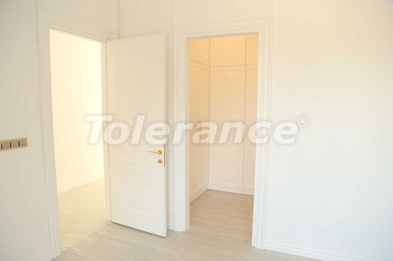 Вилла или дом в Дошемеалты, Анталия с бассейном: купить недвижимость в Турции - 59014