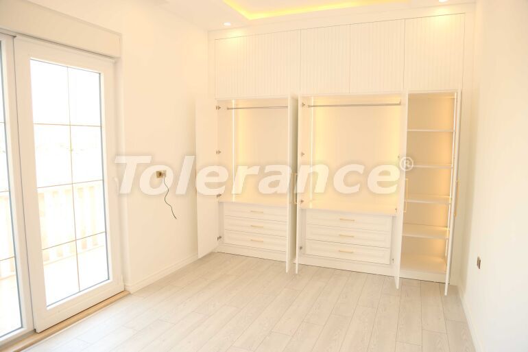 Вилла или дом в Дошемеалты, Анталия с бассейном: купить недвижимость в Турции - 59016