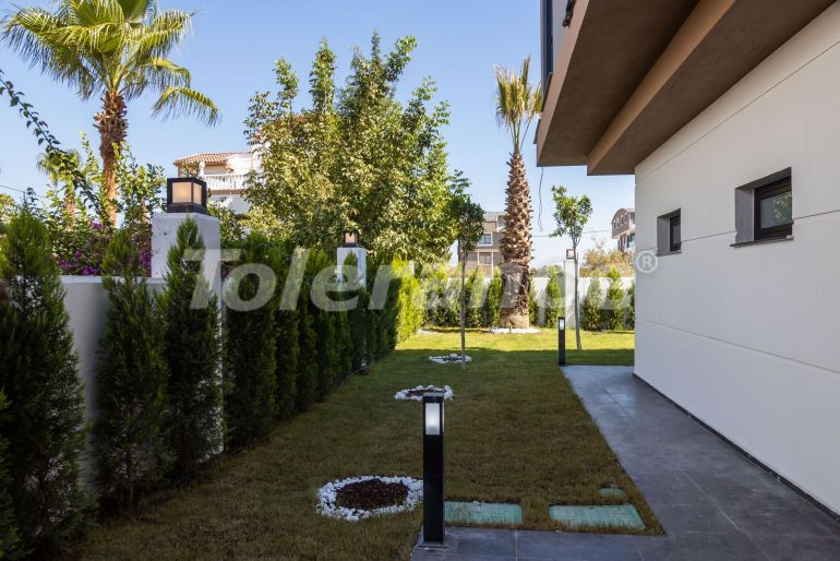 Вилла или дом от застройщика в Дошемеалты, Анталия с бассейном: купить недвижимость в Турции - 68347