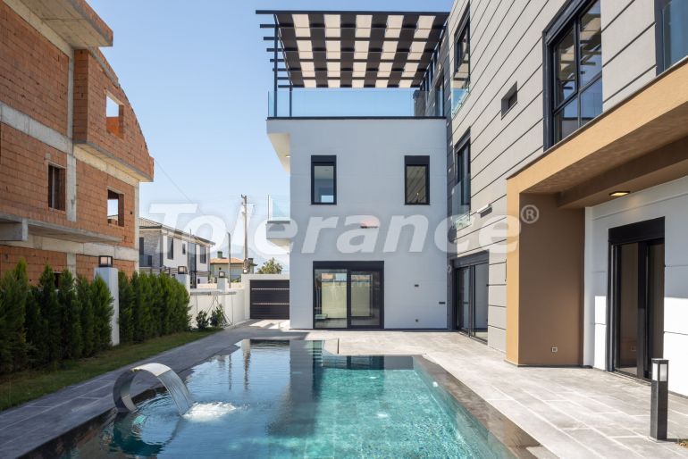 Вилла или дом от застройщика в Дошемеалты, Анталия с бассейном: купить недвижимость в Турции - 68361