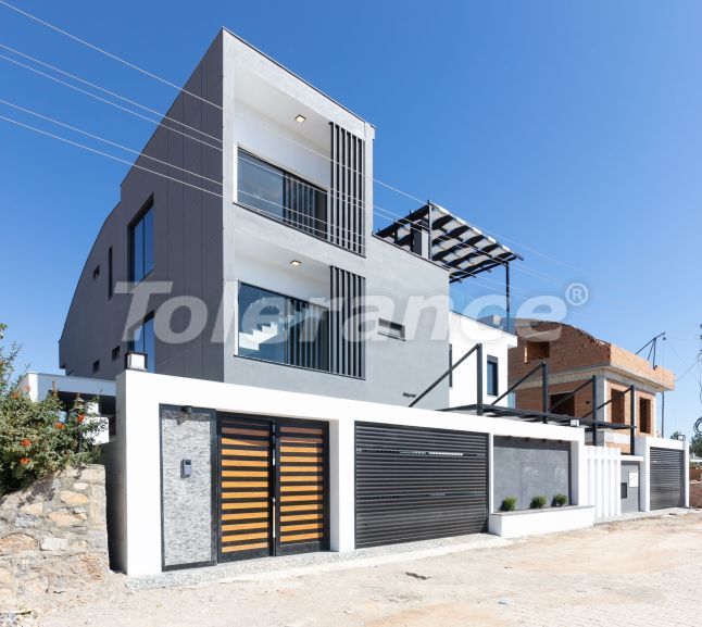 Вилла или дом от застройщика в Дошемеалты, Анталия с бассейном: купить недвижимость в Турции - 68453