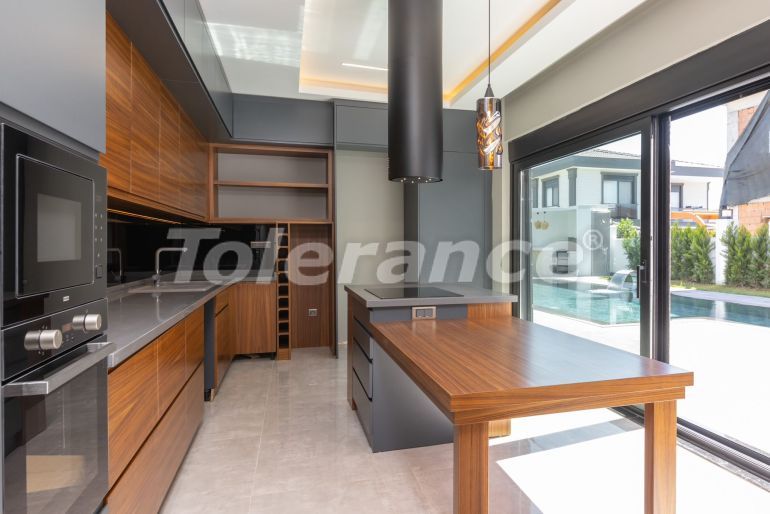 Вилла или дом от застройщика в Дошемеалты, Анталия с бассейном: купить недвижимость в Турции - 68476