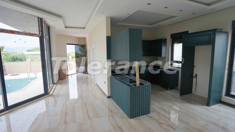 Вилла или дом от застройщика в Дошемеалты, Анталия с бассейном: купить недвижимость в Турции - 81972