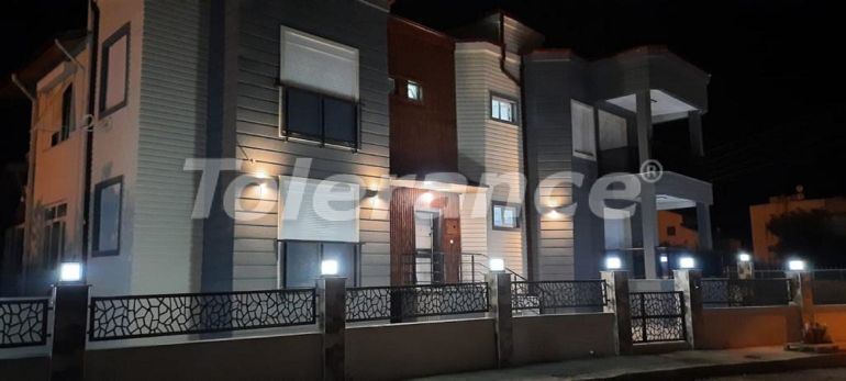 Вилла или дом в Дошемеалты, Анталия: купить недвижимость в Турции - 94460