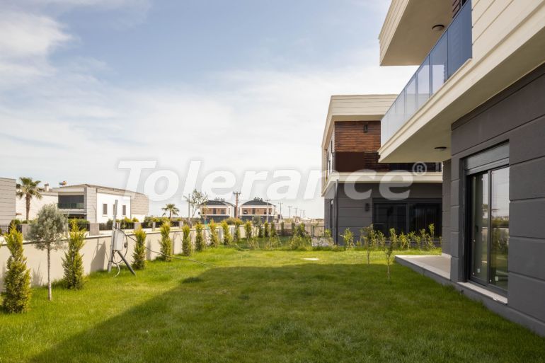 Вилла или дом от застройщика в Дошемеалты, Анталия с бассейном: купить недвижимость в Турции - 94597