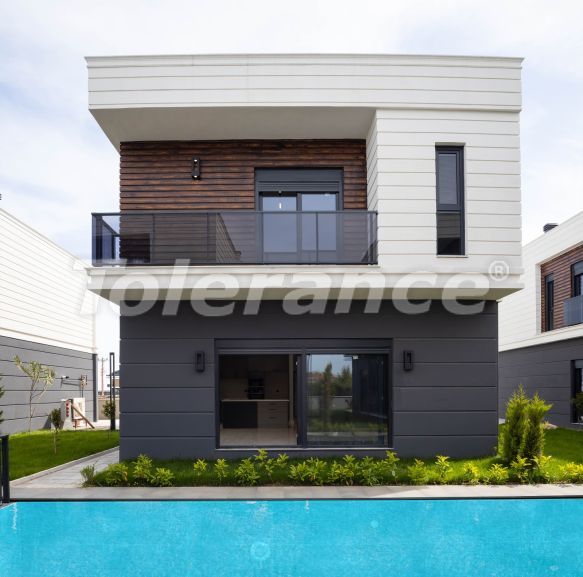 Вилла или дом от застройщика в Дошемеалты, Анталия с бассейном: купить недвижимость в Турции - 94624