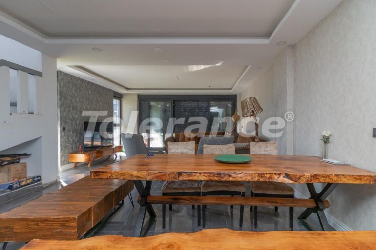 Вилла или дом от застройщика в Дошемеалты, Анталия с бассейном: купить недвижимость в Турции - 94762