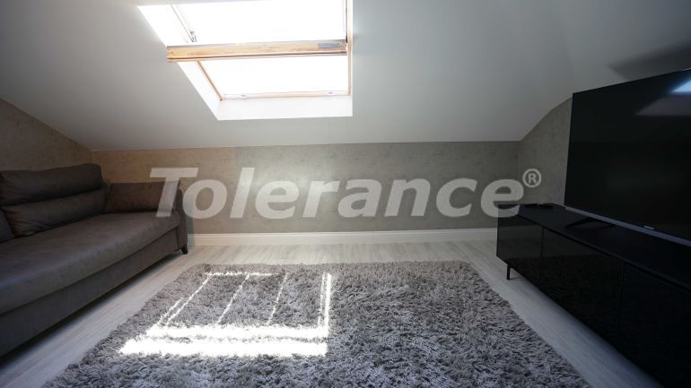 Вилла или дом в Дошемеалты, Анталия с бассейном: купить недвижимость в Турции - 95758