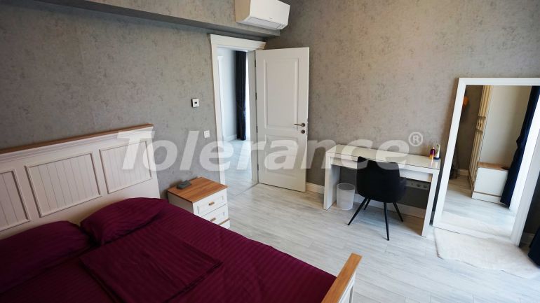 Вилла или дом в Дошемеалты, Анталия с бассейном: купить недвижимость в Турции - 95766