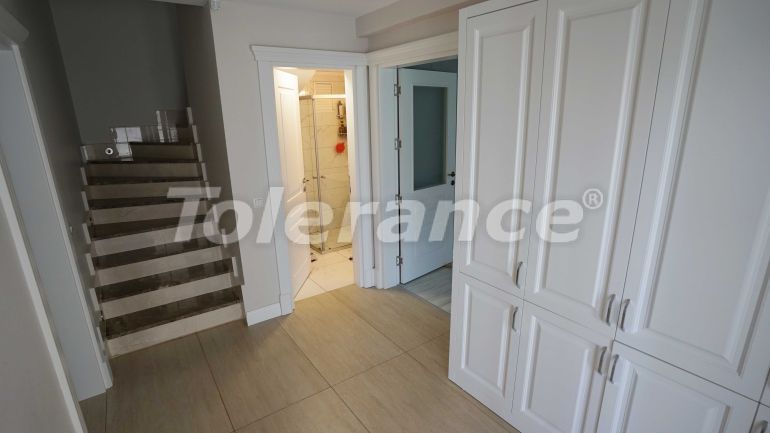 Вилла или дом в Дошемеалты, Анталия с бассейном: купить недвижимость в Турции - 95781