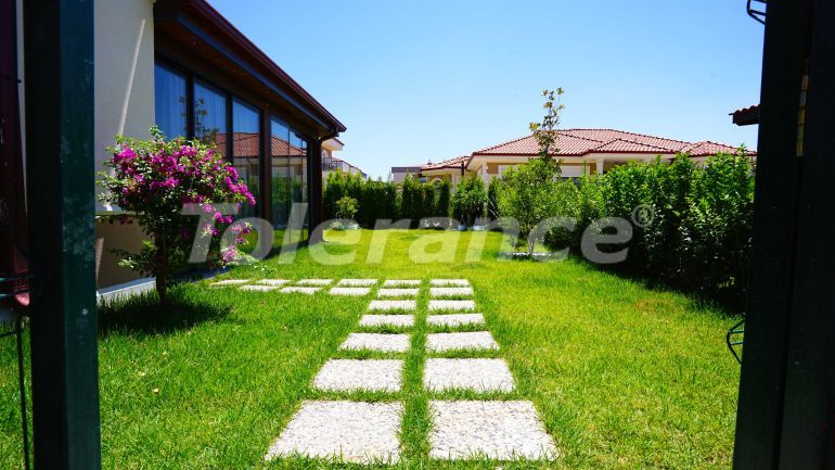 Вилла или дом в Дошемеалты, Анталия с бассейном: купить недвижимость в Турции - 95793