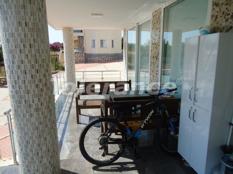 Вилла или дом в Эрдемли, Мерсин вид на море с бассейном: купить недвижимость в Турции - 45111