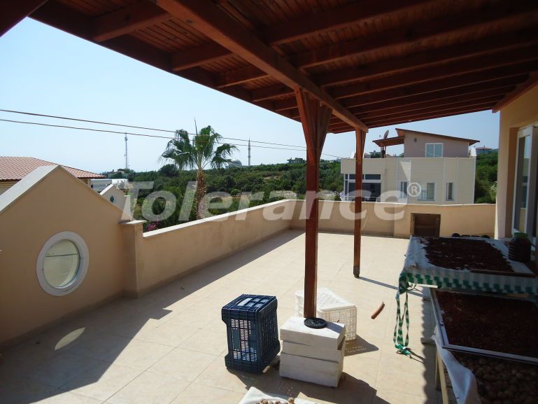 Вилла или дом в Эрдемли, Мерсин вид на море с бассейном: купить недвижимость в Турции - 45134