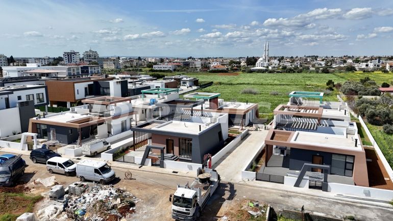 Вилла или дом от застройщика в Фамагуста, Северный Кипр с бассейном в рассрочку: купить недвижимость в Турции - 106263