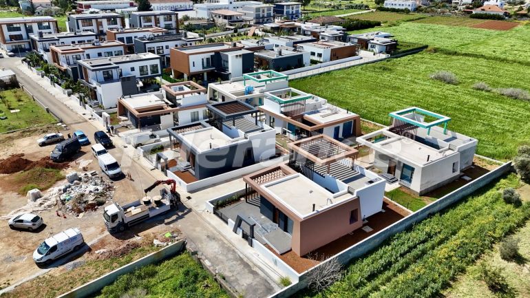 Вилла или дом от застройщика в Фамагуста, Северный Кипр с бассейном в рассрочку: купить недвижимость в Турции - 106267