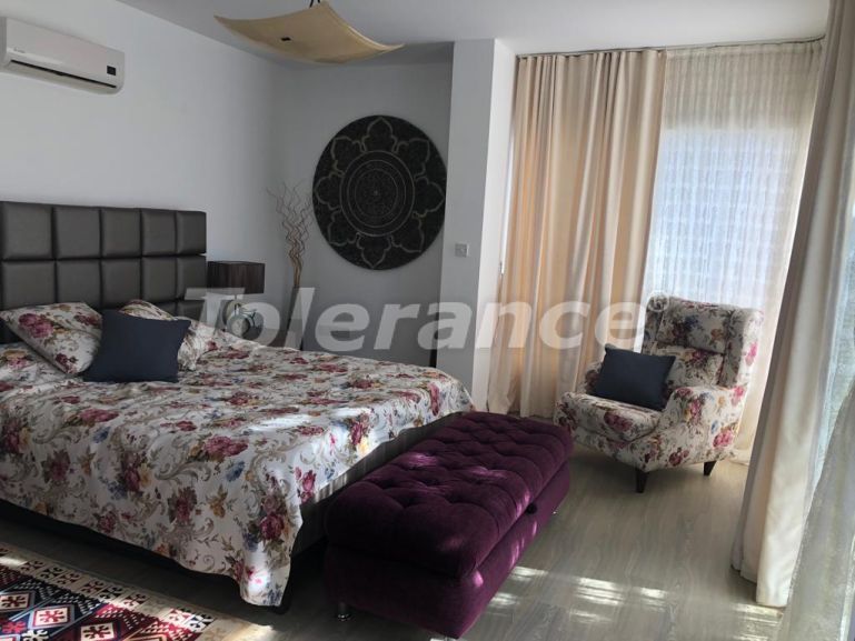 Вилла или дом в Фамагуста, Северный Кипр с бассейном: купить недвижимость в Турции - 110131