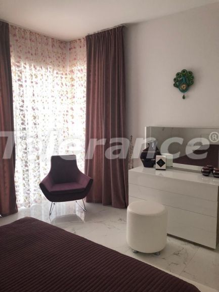 Вилла или дом в Фамагуста, Северный Кипр с бассейном: купить недвижимость в Турции - 110156