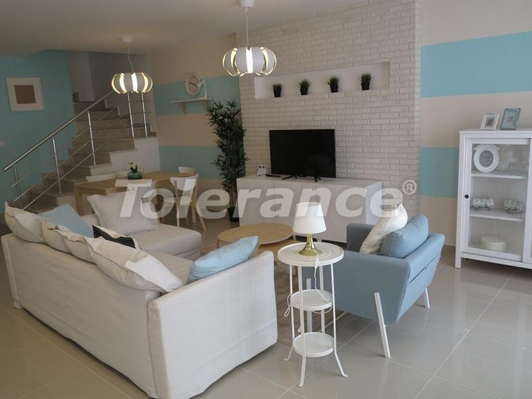 Вилла или дом в Фамагуста, Северный Кипр: купить недвижимость в Турции - 73259