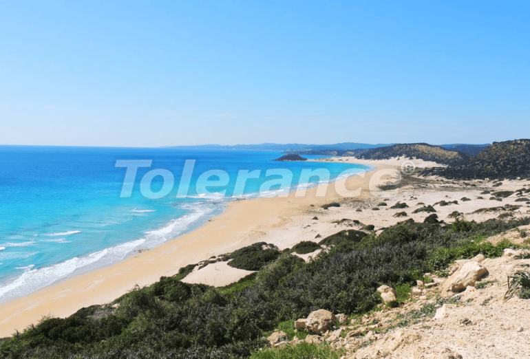 Вилла или дом в Фамагуста, Северный Кипр: купить недвижимость в Турции - 73946