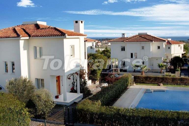 Вилла или дом в Фамагуста, Северный Кипр вид на море с бассейном: купить недвижимость в Турции - 74236
