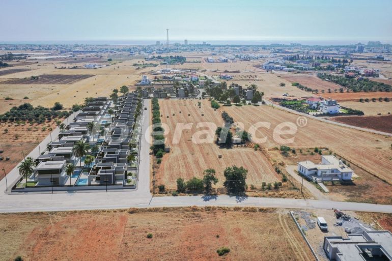 Вилла или дом от застройщика в Фамагуста, Северный Кипр с бассейном в рассрочку: купить недвижимость в Турции - 76154