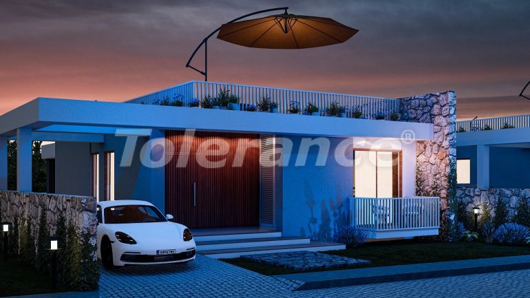 Вилла или дом от застройщика в Фамагуста, Северный Кипр вид на море с бассейном: купить недвижимость в Турции - 76390