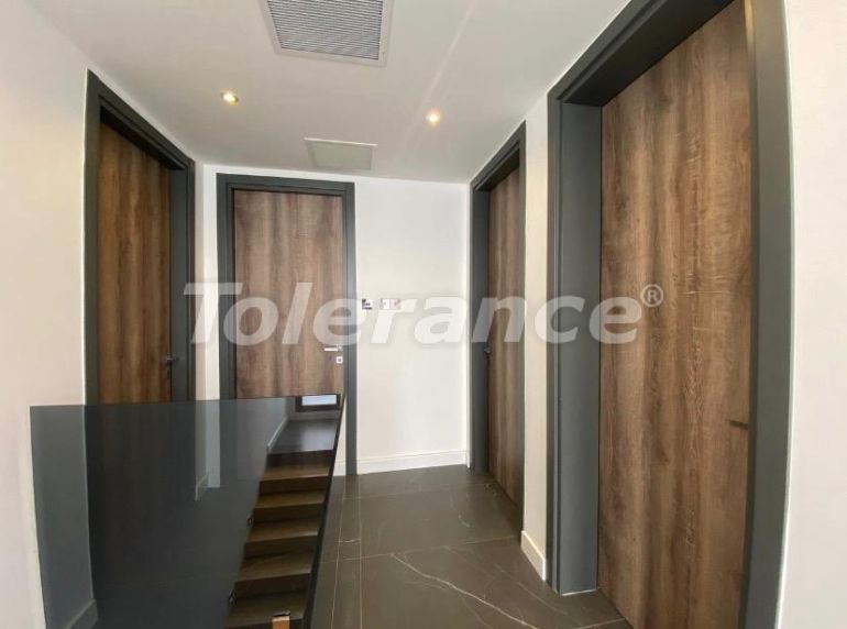 Вилла или дом в Фамагуста, Северный Кипр с бассейном: купить недвижимость в Турции - 81676