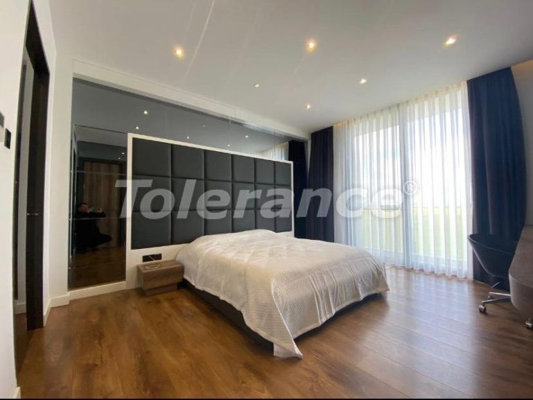 Вилла или дом в Фамагуста, Северный Кипр с бассейном: купить недвижимость в Турции - 89219