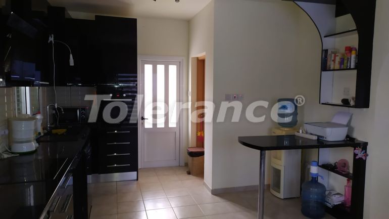 Вилла или дом в Фамагуста, Северный Кипр вид на море с бассейном: купить недвижимость в Турции - 91394