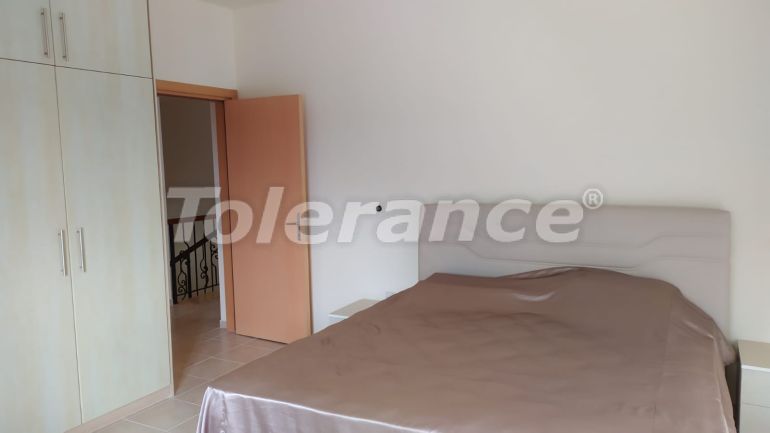 Вилла или дом в Фамагуста, Северный Кипр вид на море с бассейном: купить недвижимость в Турции - 91402